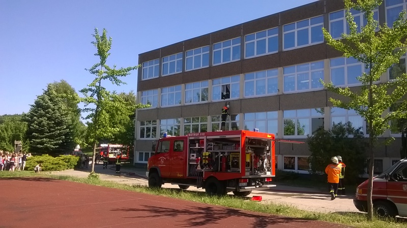 Feuerwehr Schulhof