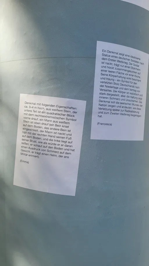 Litfaßsäule auf dem Neustädter Markt