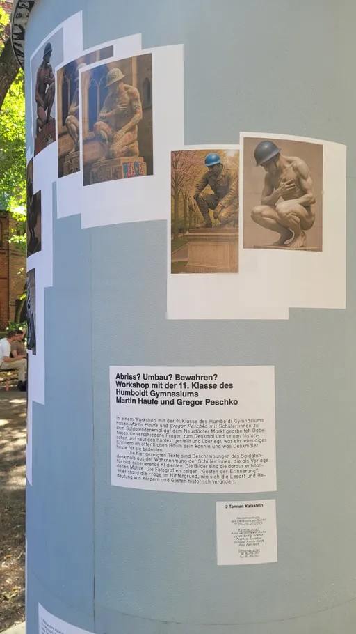 Litfaßsäule auf dem Neustädter Markt